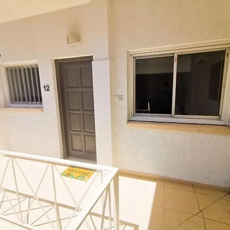 Flipflop Center Apartment Larnaca